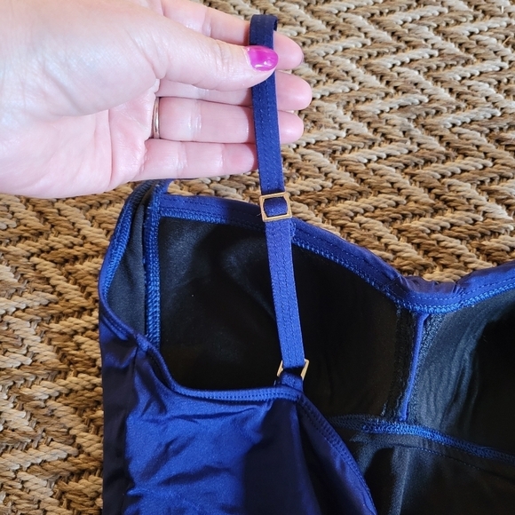 La Blanca One Piece Sweetheart Swim Suit Navy Blue Shirred Front Size 8 #LB2ZQ11 - Picture 14 of 16